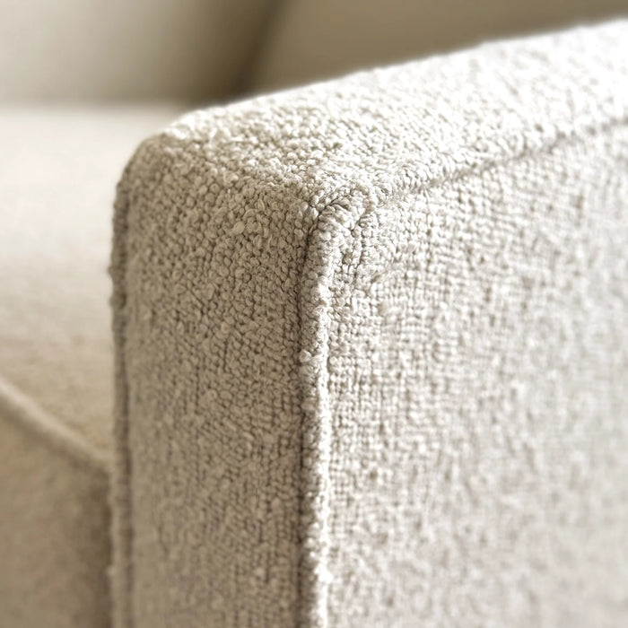 Oilo Ollie Ottoman: Wide Size