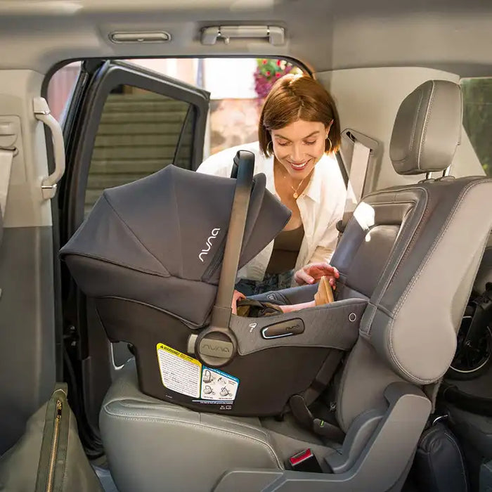 Nuna Triv™ Next + Pipa™ Urbn Travel System