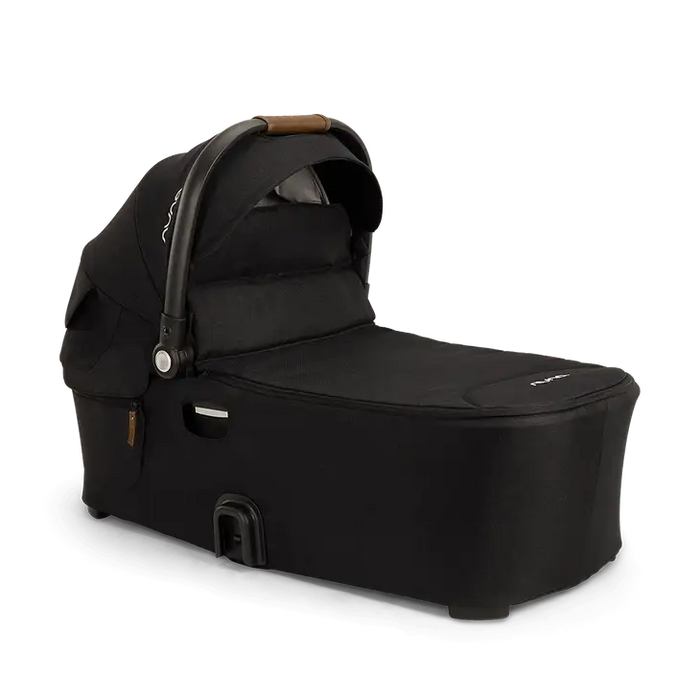 Nuna Demi Next Bassinet + Stand
