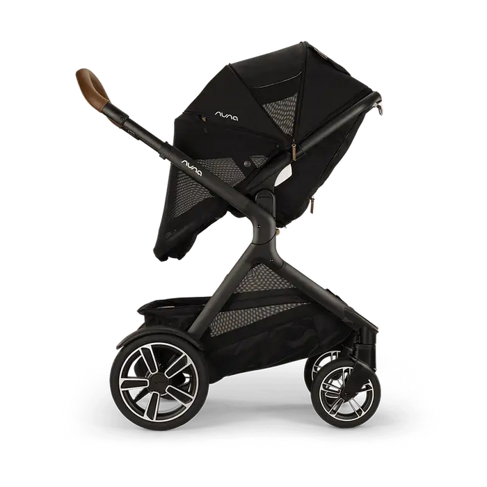 Nuna Demi Next + rider board