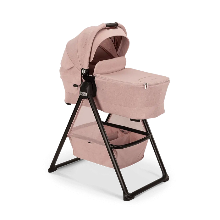 Nuna SWIV™ & TRIV™ series bassinet + stand