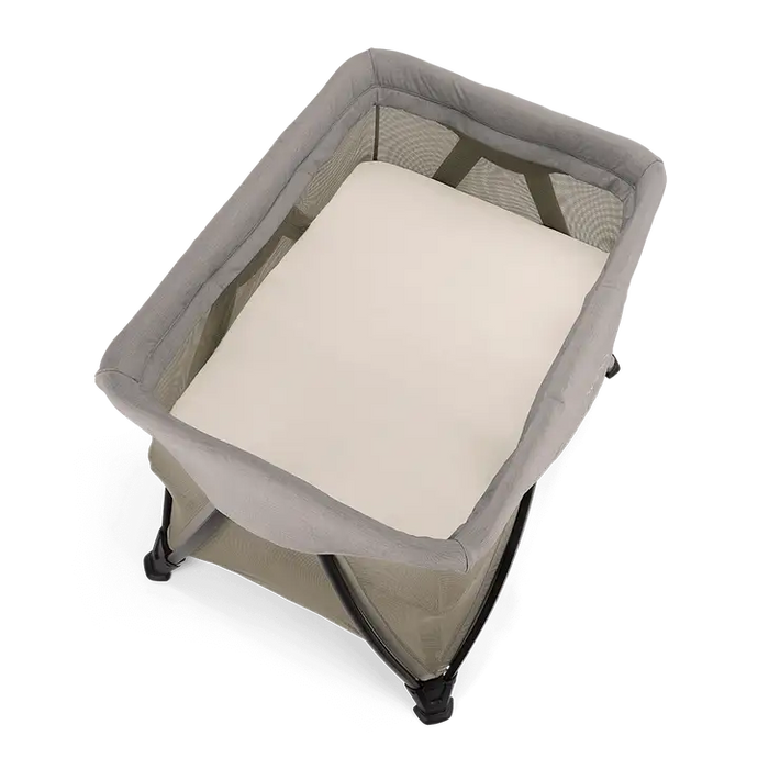 Nuna SENA Aire w/zip off bassinet