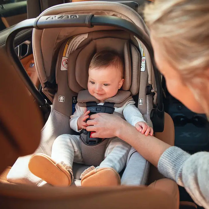 Nuna Pipa urbn + TRVL LX™ Travel System