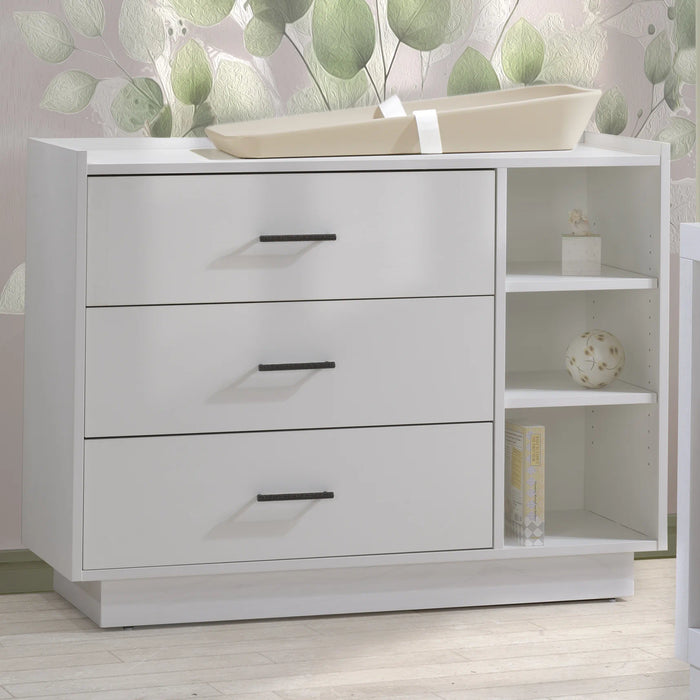 Tulip Tito Convertible Crib + Dresser Set