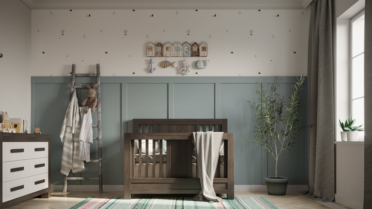 Romina Ventianni Convertible Crib