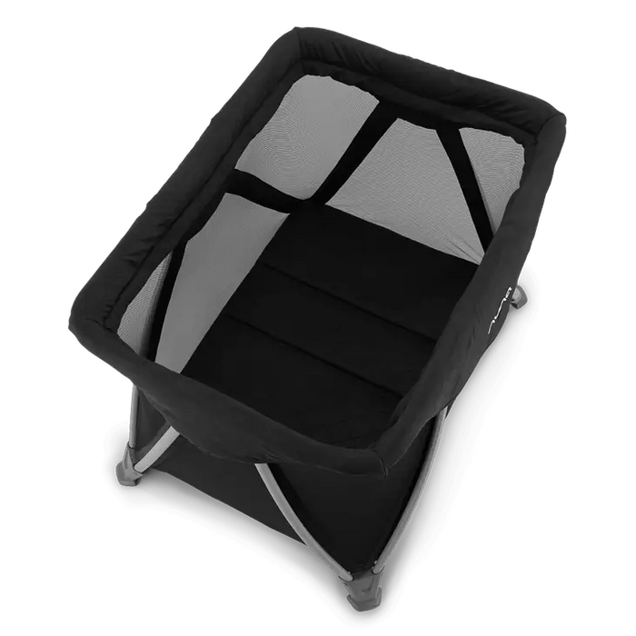 Nuna SENA Aire w/zip off bassinet