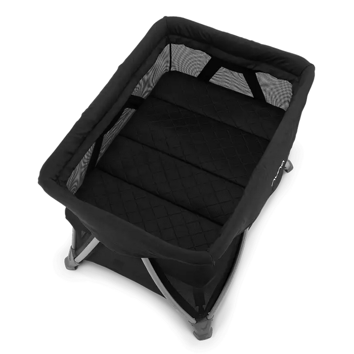 Nuna SENA Aire w/zip off bassinet