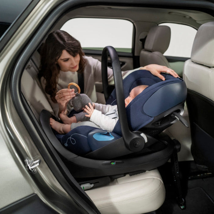 Cybex Cloud G Lux Comfort Extend Infant Car Seat